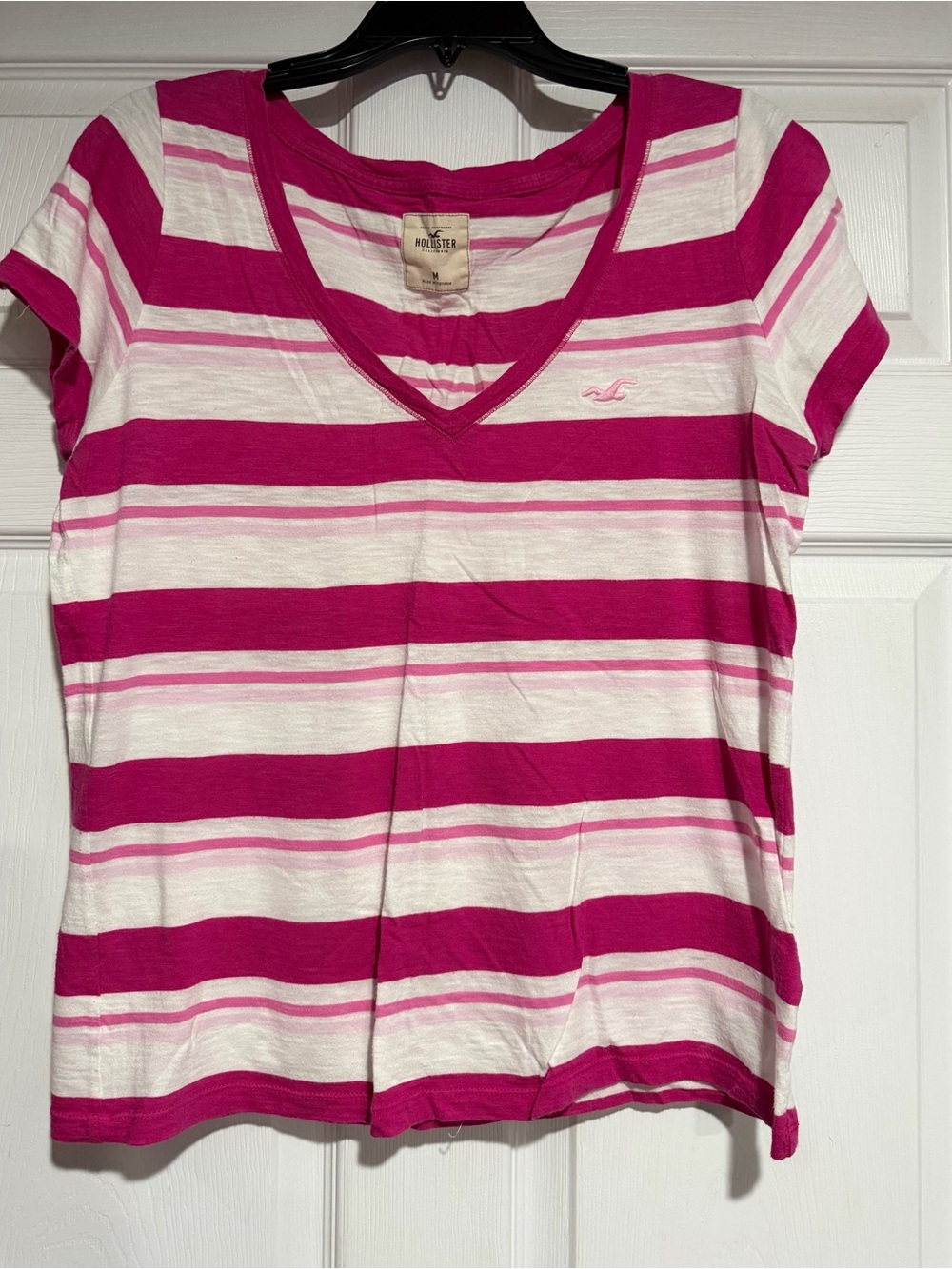Hollister Pink & White Striped V‑Neck Tee